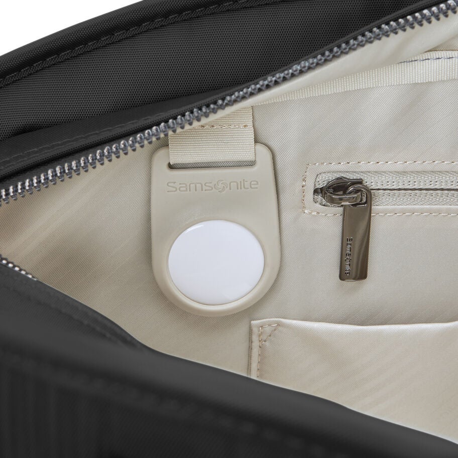 Silhouette 18 Women's Tote in the color Black. image number 6